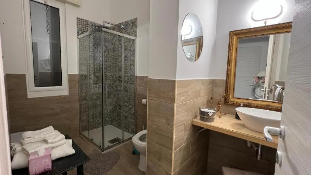 Emmas Guest House With Family Room Palermo